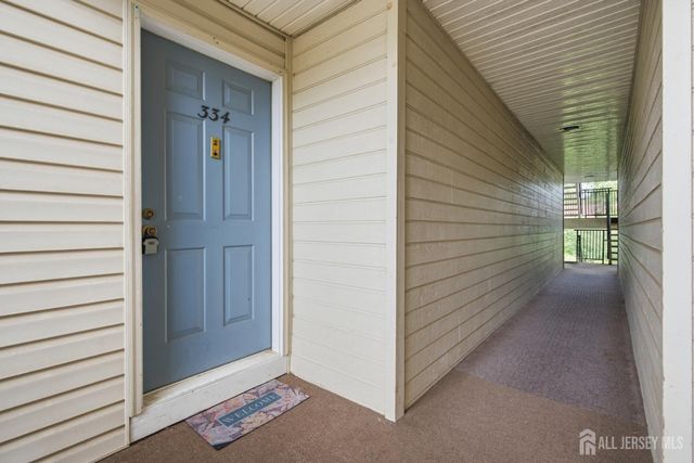 334 Lancaster Court, Piscataway, NJ 08854