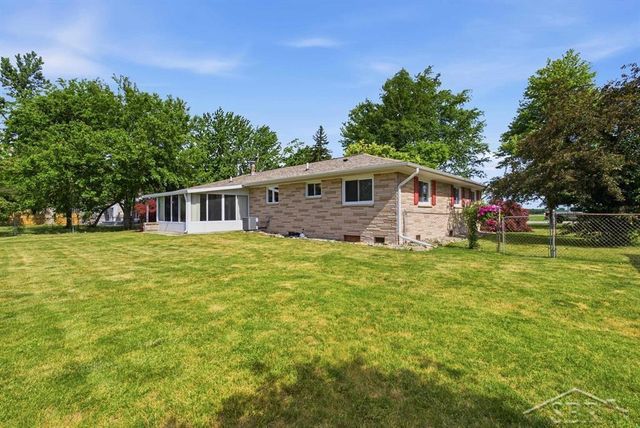 1804 Midland Road, Bay City, MI 48706