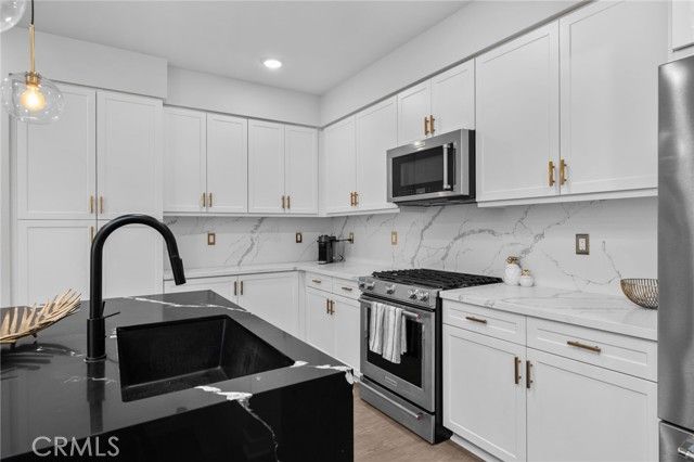 11044 Luminate Drive, Rancho Cucamonga, CA 91730