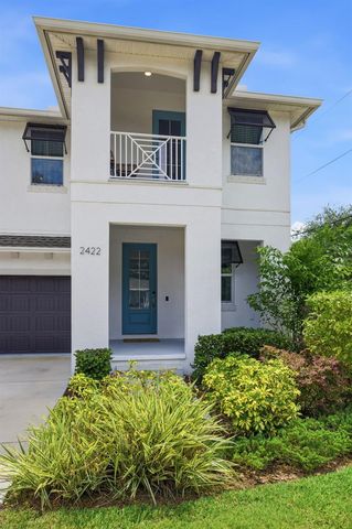 2422 W CARMEN STREET, Tampa, FL 33609