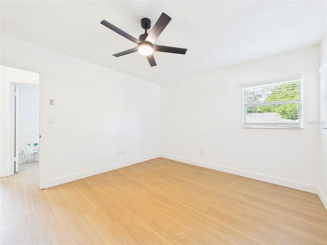 404 6TH AVENUE NW, Largo, FL 33770