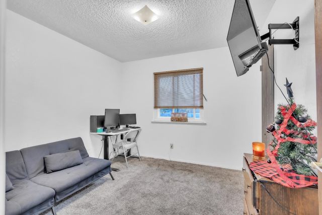 546 Dixie Dr, Stockton, CA 95215