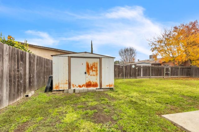 546 Dixie Dr, Stockton, CA 95215