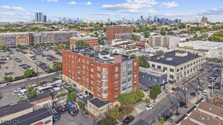 172 Culver Ave 206, Jersey City, NJ 07305