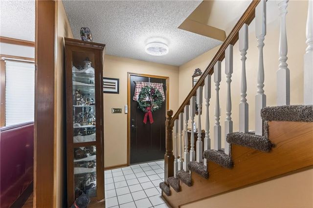 6513 SE Ryan Road, Blue Springs, MO 64014