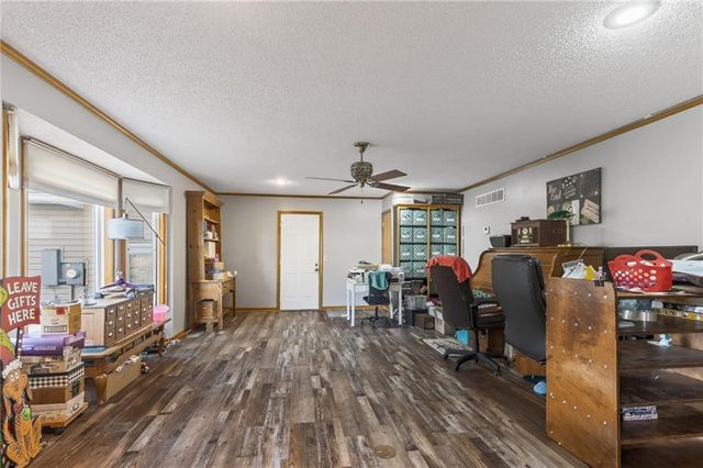 6513 SE Ryan Road, Blue Springs, MO 64014