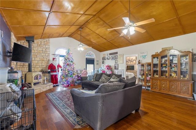 6513 SE Ryan Road, Blue Springs, MO 64014