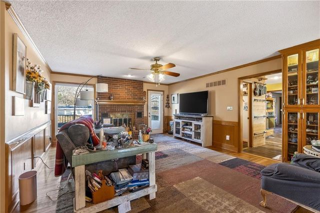 6513 SE Ryan Road, Blue Springs, MO 64014