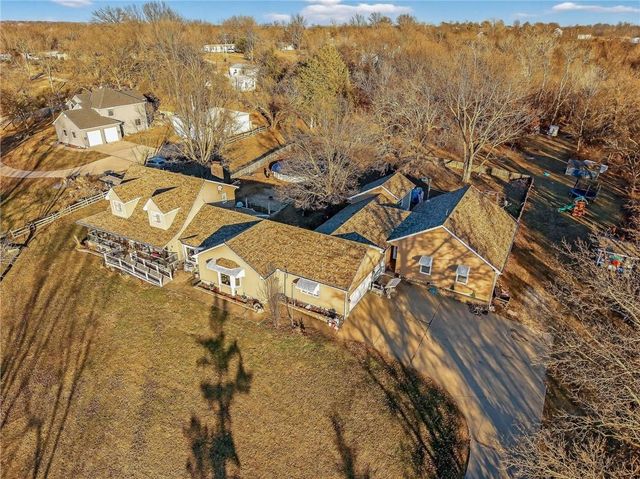 6513 SE Ryan Road, Blue Springs, MO 64014