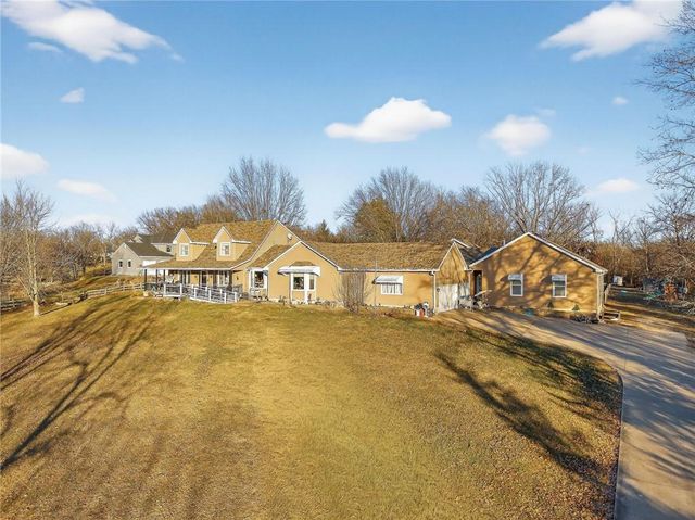 6513 SE Ryan Road, Blue Springs, MO 64014