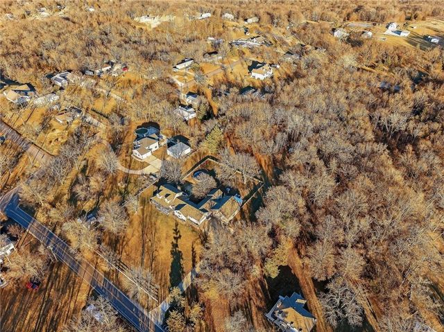 6513 SE Ryan Road, Blue Springs, MO 64014