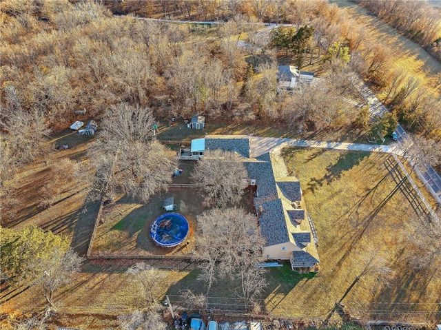 6513 SE Ryan Road, Blue Springs, MO 64014