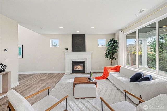 4026 215th Place SE, Bothell, WA 98021