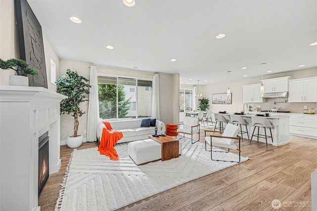 4026 215th Place SE, Bothell, WA 98021