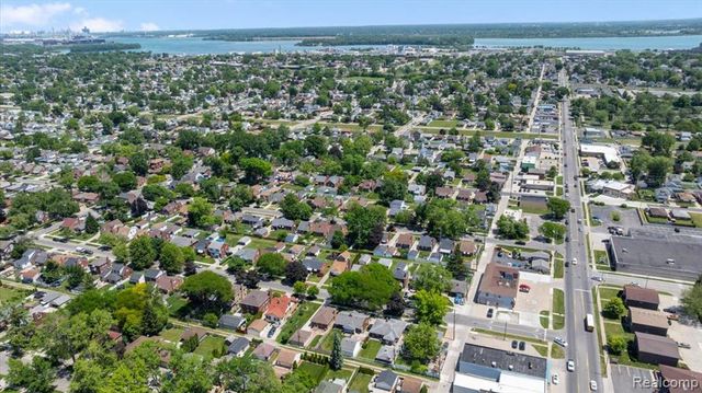 1809 12th Street, Wyandotte, MI 48192