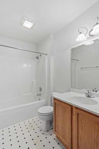 4340 Fox Hills Drive, Janesville, WI 53546