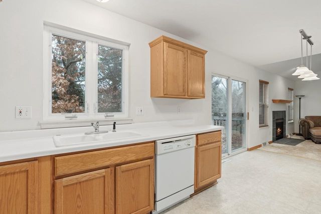 4340 Fox Hills Drive, Janesville, WI 53546