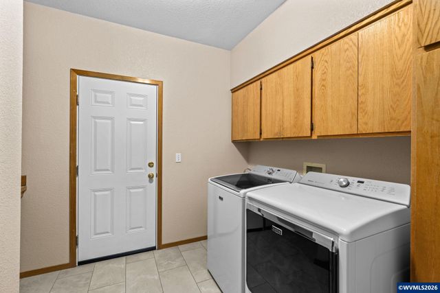 3246 NW Silktassel Dr, Corvallis, OR 97330