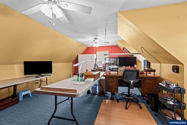 3246 NW Silktassel Dr, Corvallis, OR 97330