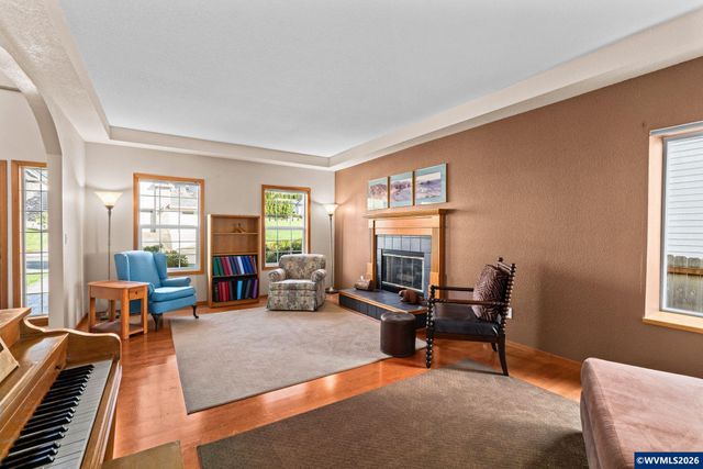 3246 NW Silktassel Dr, Corvallis, OR 97330