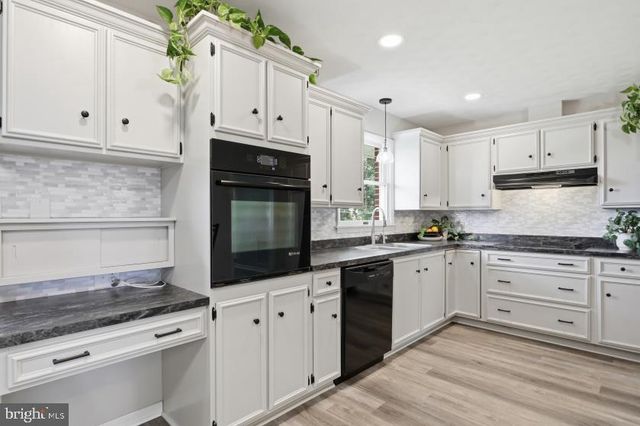6906 WHITE CHURCH RD, Shippensburg, PA 17257