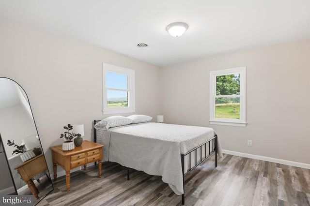 6906 WHITE CHURCH RD, Shippensburg, PA 17257