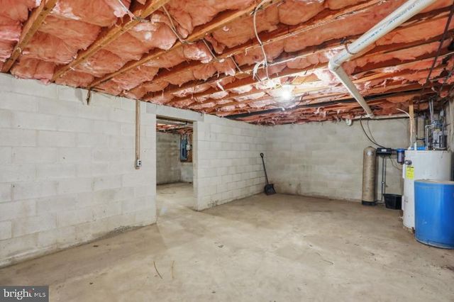 6906 WHITE CHURCH RD, Shippensburg, PA 17257
