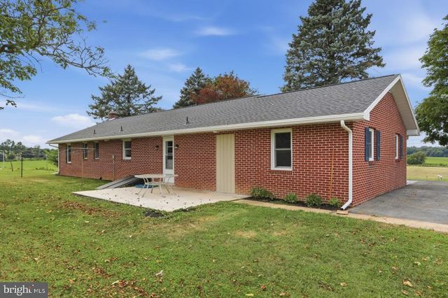 6906 WHITE CHURCH RD, Shippensburg, PA 17257