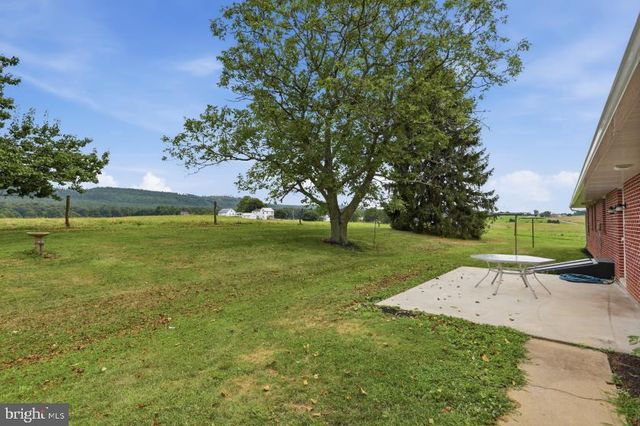 6906 WHITE CHURCH RD, Shippensburg, PA 17257