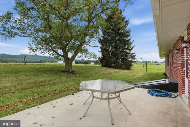 6906 WHITE CHURCH RD, Shippensburg, PA 17257