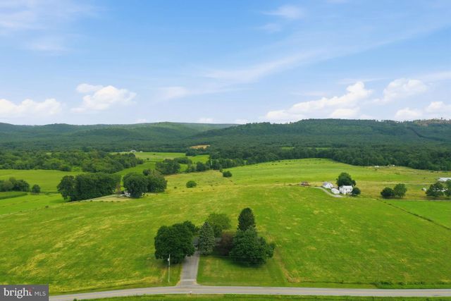 6906 WHITE CHURCH RD, Shippensburg, PA 17257