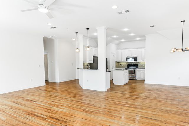 3100 Rosedale F, University Park, TX 75205