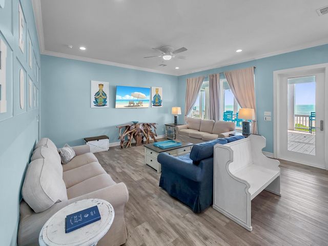 2627 Holiday Drive, Crystal Beach, TX 77650