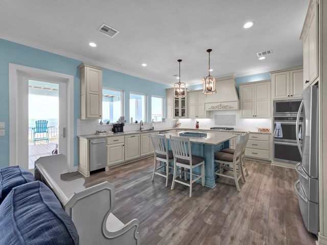 2627 Holiday Drive, Crystal Beach, TX 77650