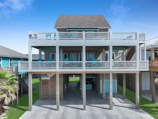 2627 Holiday Drive, Crystal Beach, TX 77650