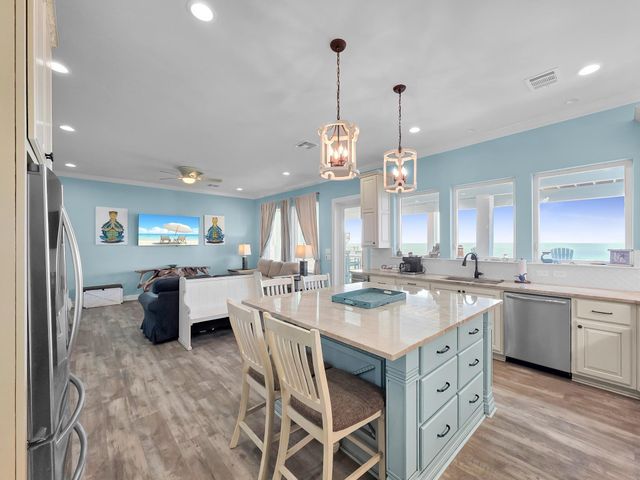 2627 Holiday Drive, Crystal Beach, TX 77650