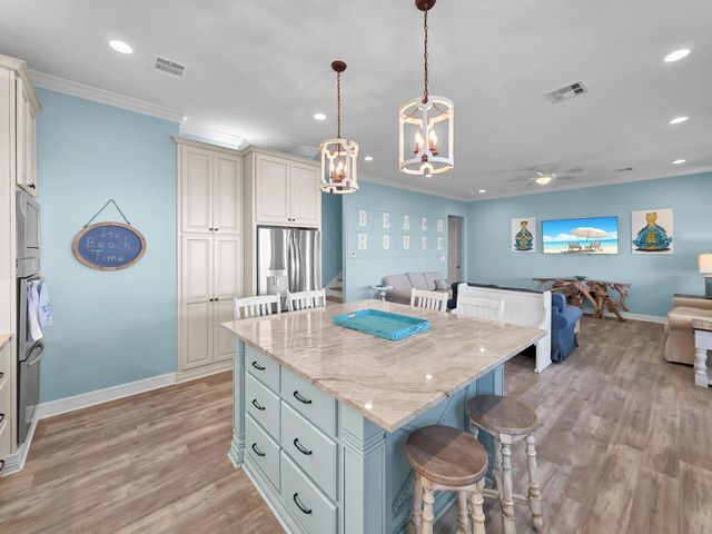 2627 Holiday Drive, Crystal Beach, TX 77650