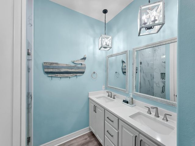 2627 Holiday Drive, Crystal Beach, TX 77650