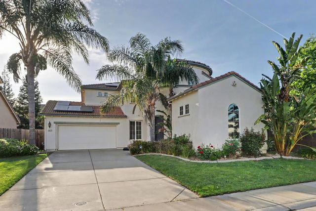 6829 Salvaterra Cir, Elk Grove, CA 95757
