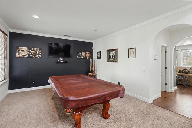 6829 Salvaterra Cir, Elk Grove, CA 95757