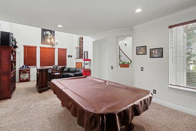 6829 Salvaterra Cir, Elk Grove, CA 95757