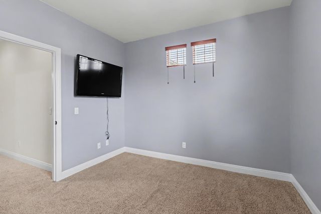 6829 Salvaterra Cir, Elk Grove, CA 95757