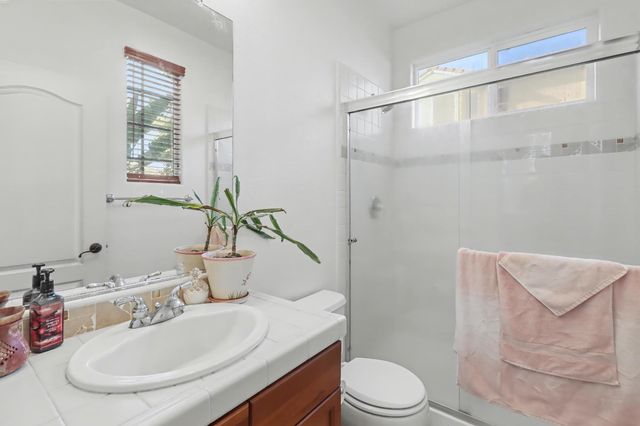 6829 Salvaterra Cir, Elk Grove, CA 95757