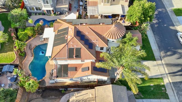 6829 Salvaterra Cir, Elk Grove, CA 95757