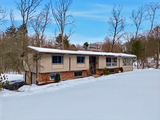 46 Brewster Road, Sudbury, MA 01776