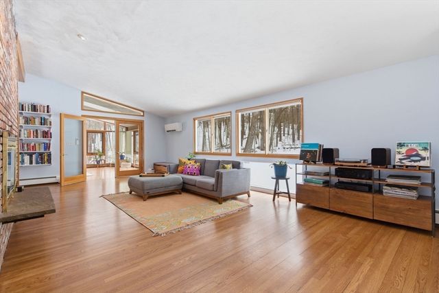 46 Brewster Road, Sudbury, MA 01776