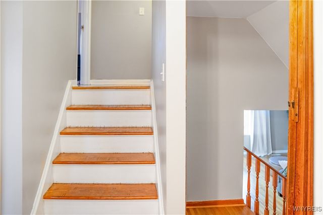 193 Thistle Lea, Amherst, NY 14221