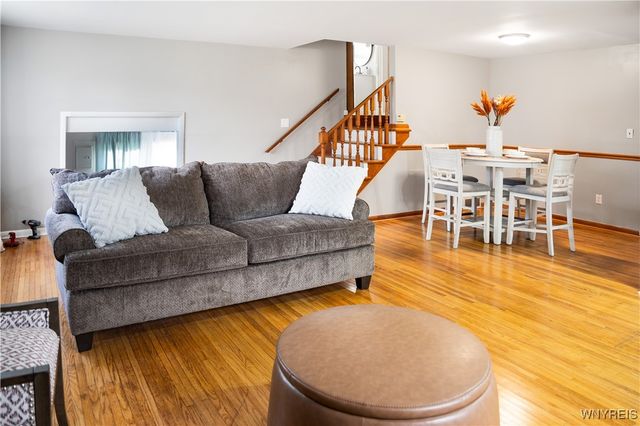 193 Thistle Lea, Amherst, NY 14221