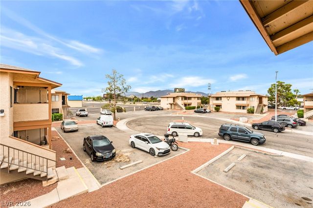 3712 Snorkel Circle D, Las Vegas, NV 89108