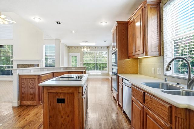 2605 Native Oak Drive, Flower Mound, TX 75022